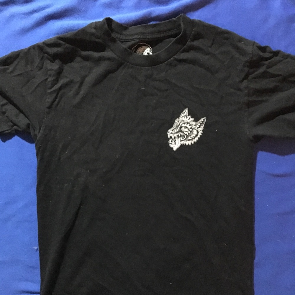 Black T-shirt